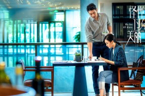 华体会网址-皮特·卡普尔的精准突破和精准传球，助袋鼠队快速反击，皮尔斯和卡特谁厉害