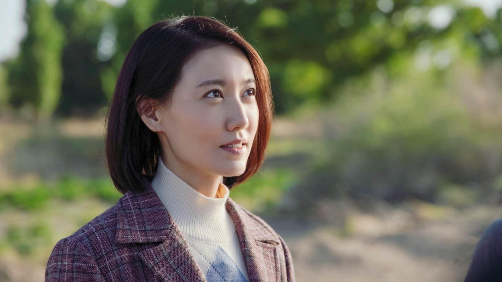 “三叉湖滚球赛:选手精准操控,赛场悬念不断”