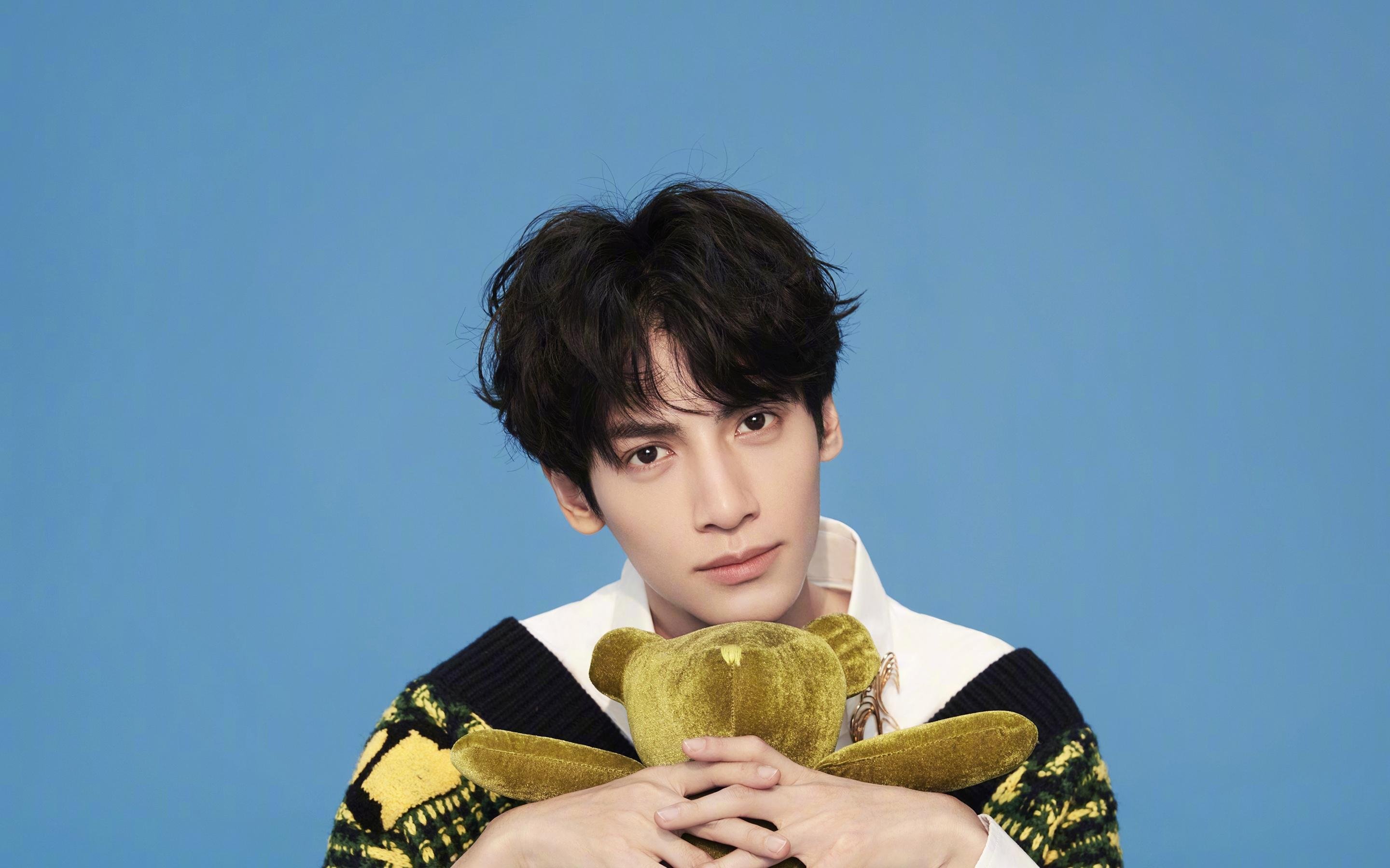 巴塞罗那计划引进英超中场,以增强阵容深度