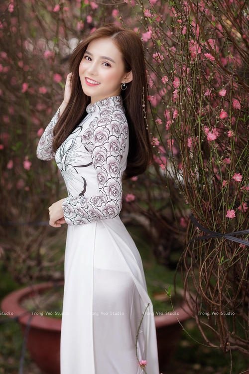 新兴足球国家在国际赛事中崭露头角,潜力巨大,新兴足球俱乐部